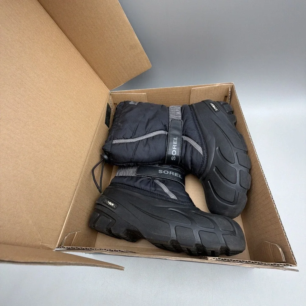Sorel Youth Flurry Boots Black/City Grey Size 3